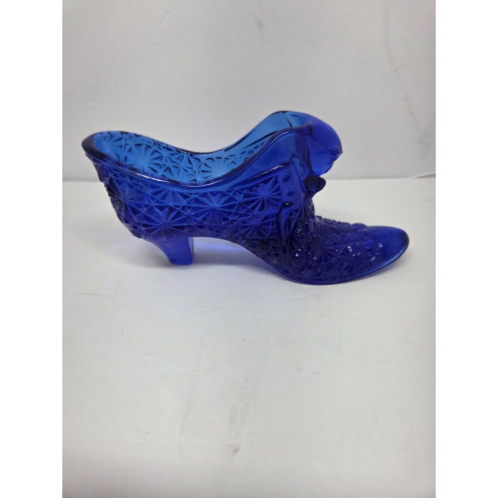 Vintage Colonial Blue Fenton Glass Cat Slipper